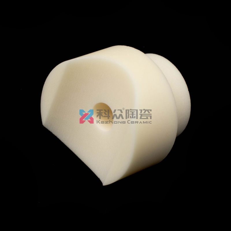 氧化（huà）鋁（lǚ）特種陶瓷